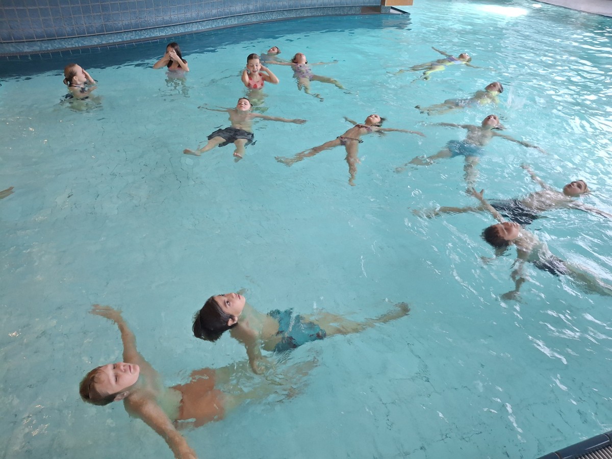 Schwimmausflug der 3. Klasse nach Vöcklabruck